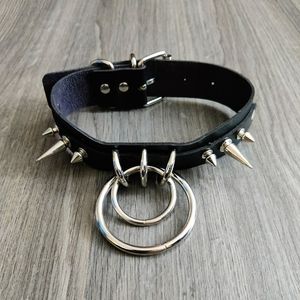 faux leather spiked choker